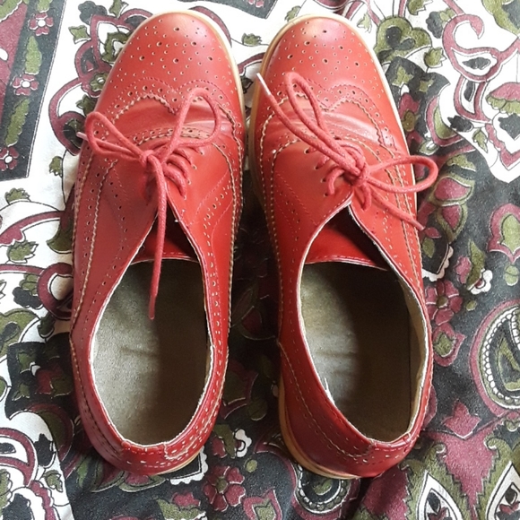 Red Oxford Loafer - Picture 2 of 4